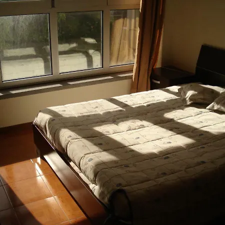 T1 - 3min Do Santuario Апартаменты